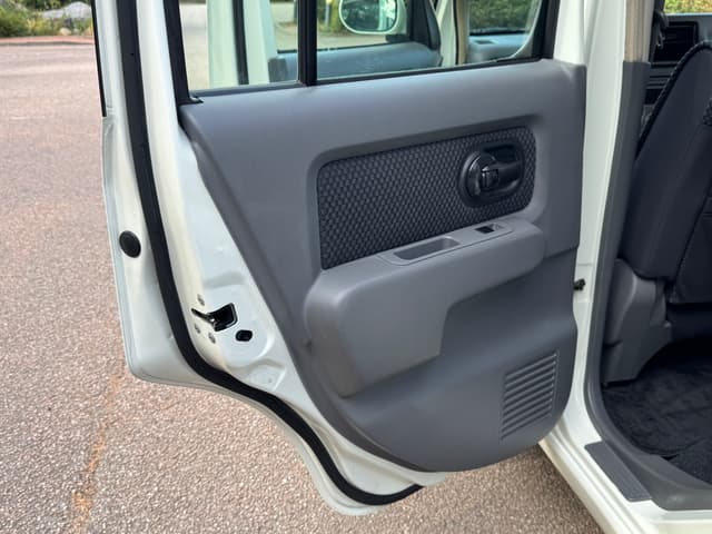 2008 Nissan Cube JDM car for sale — photo 21 of 25