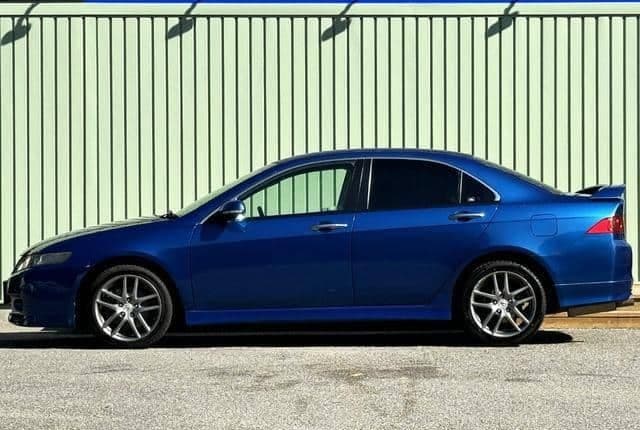 2004 Honda Accord JDM car for sale — photo 10 of 25