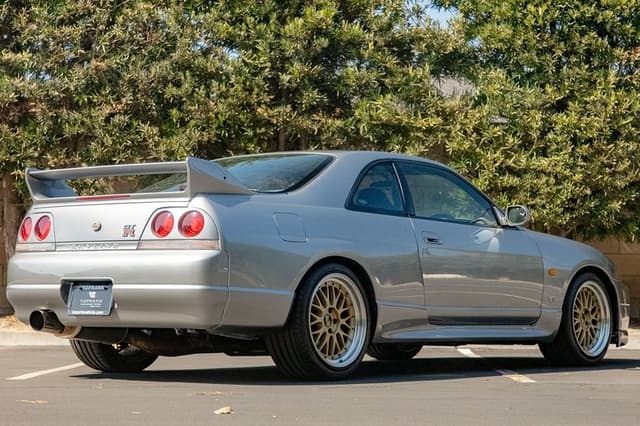 1997 Nissan Skyline JDM car for sale — photo 9 of 25