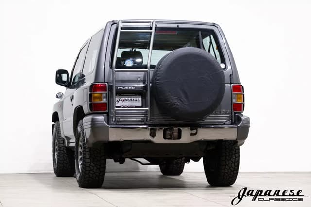 1997 Mitsubishi Pajero JDM car for sale — photo 6 of 25