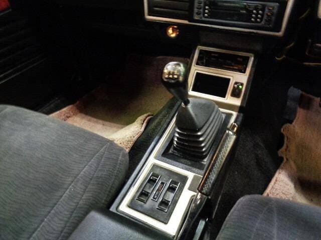 1984 Nissan Skyline JDM car for sale — photo 6 of 12