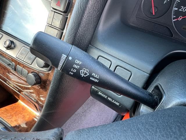 1997 Nissan Gloria JDM car for sale — photo 21 of 25
