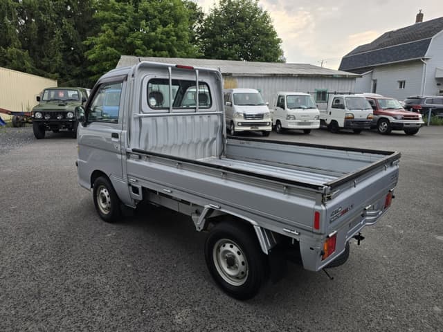 2000 Daihatsu Hijet JDM car for sale — photo 6 of 25
