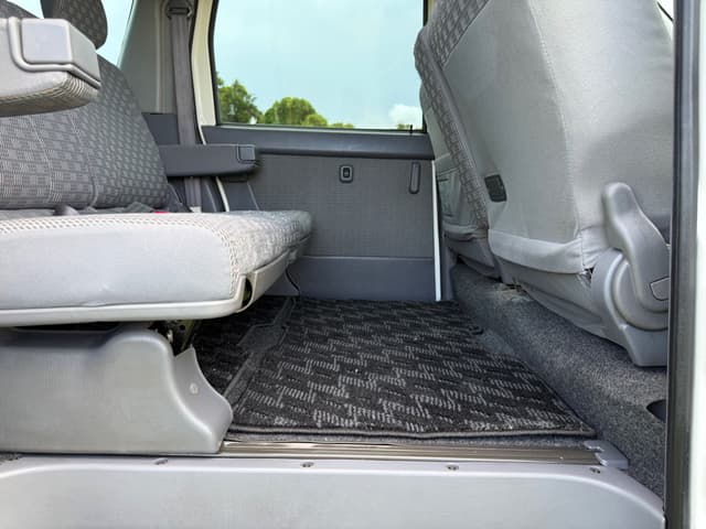 2001 Daihatsu Atrai JDM car for sale — photo 22 of 25