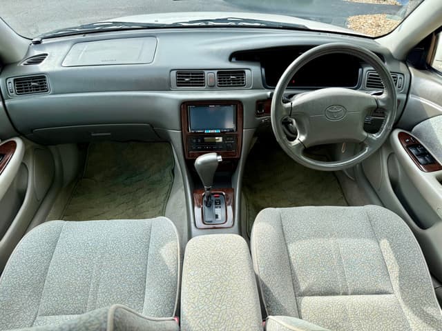 1998 Toyota Mark II JDM car for sale — photo 14 of 19