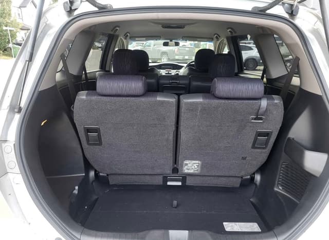 2009 Honda Odyssey JDM car for sale — photo 11 of 11