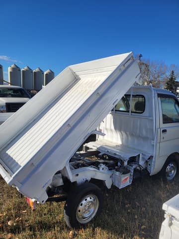 2000 Daihatsu Hijet JDM car for sale — photo 7 of 16