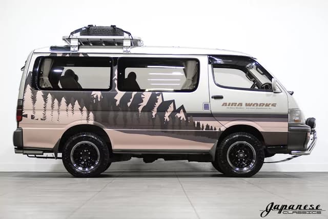 1995 Toyota HiAce JDM car for sale — photo 5 of 25