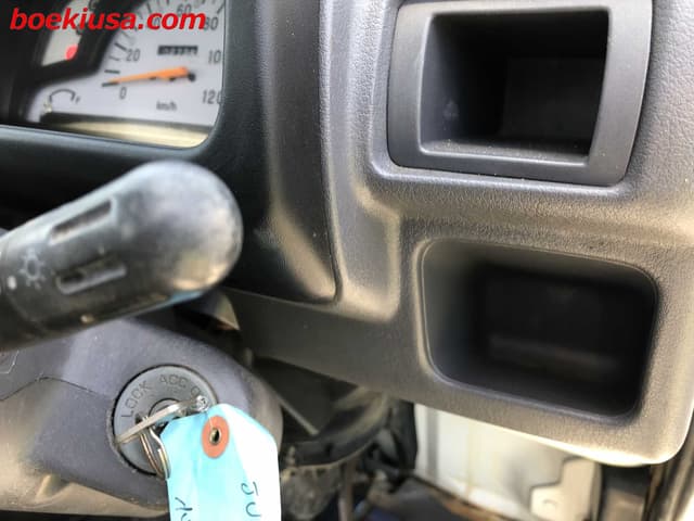 1996 Mitsubishi Minicab JDM car for sale — photo 16 of 22