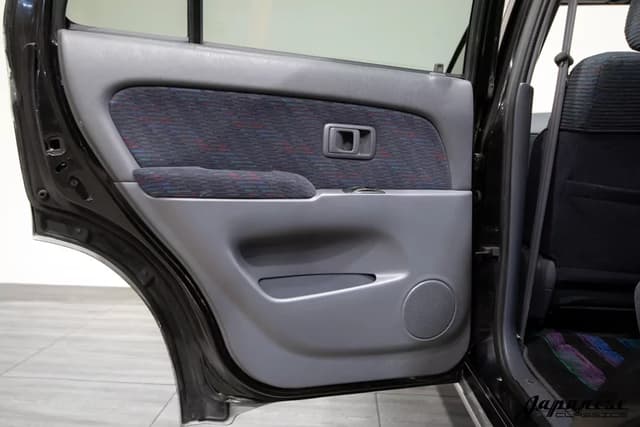 1998 Toyota Hilux Surf JDM car for sale — photo 19 of 25