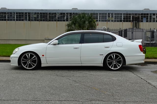 2000 Toyota Aristo JDM car for sale — photo 10 of 19