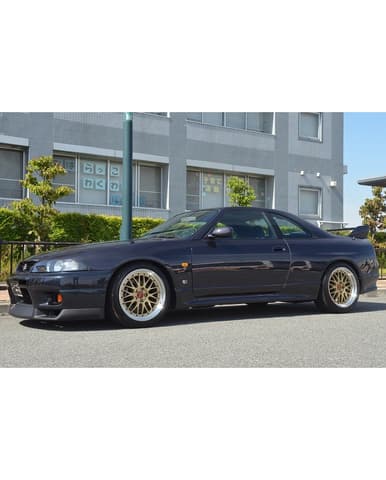 1997 Nissan Skyline JDM car for sale — photo 3 of 11