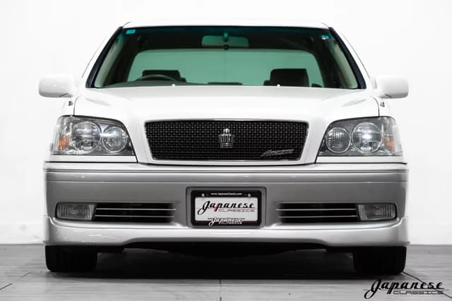 1999 Toyota Crown JDM car for sale — photo 2 of 25