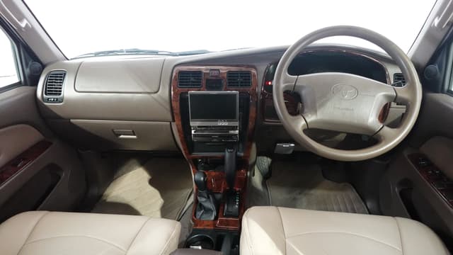 1999 Toyota Hilux Surf JDM car for sale — photo 13 of 21