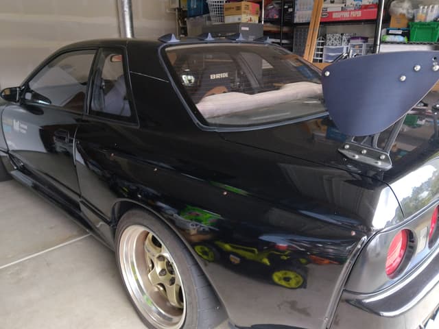 1990 Nissan Skyline JDM car for sale — photo 10 of 12