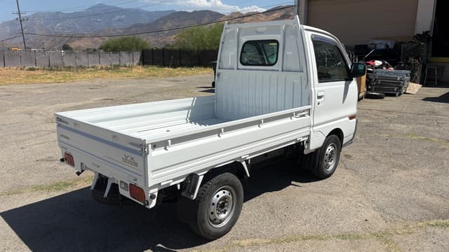 1998 Mitsubishi Minicab JDM car for sale — photo 7 of 25