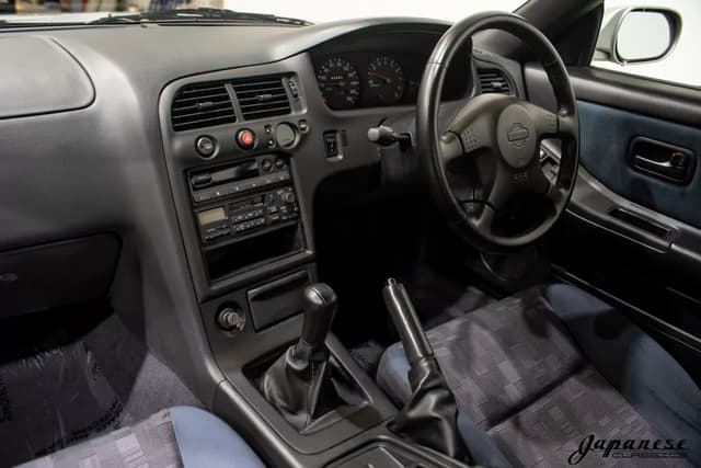 1997 Nissan Skyline JDM car for sale — photo 9 of 25