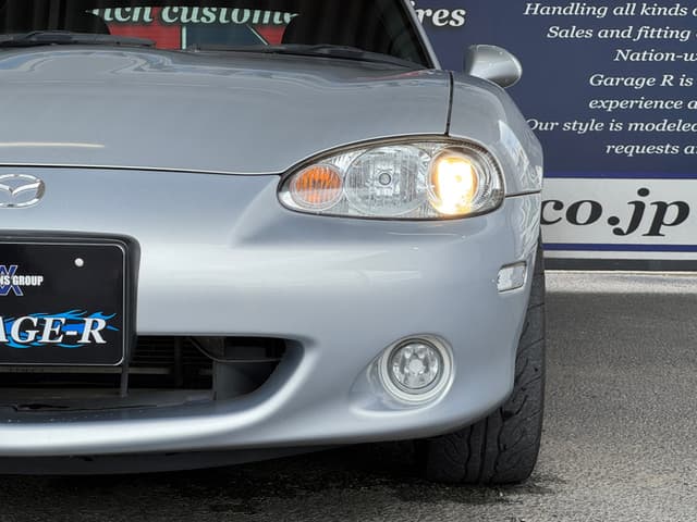 2002 Mazda Roadster (Eunos Roadster / MX-5) JDM car for sale — photo 18 of 25