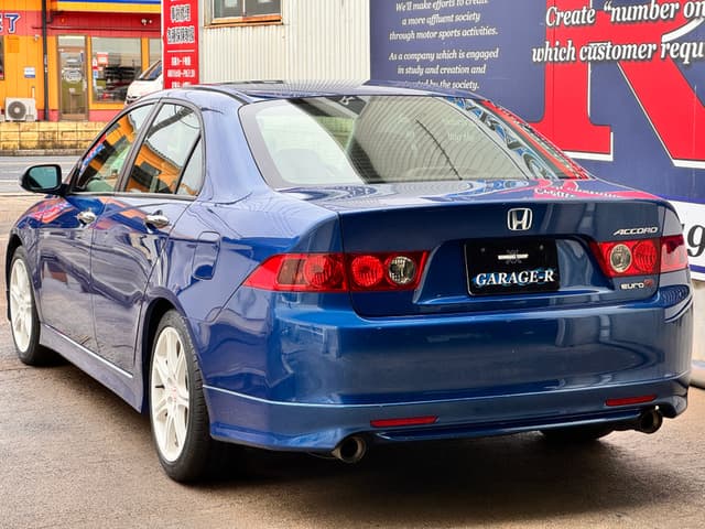 2005 Honda Accord JDM car for sale — photo 3 of 25