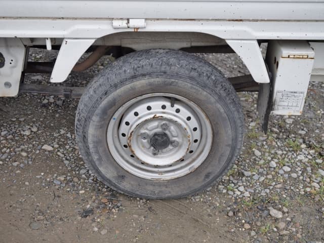 2001 Suzuki Carry JDM car for sale — photo 21 of 25