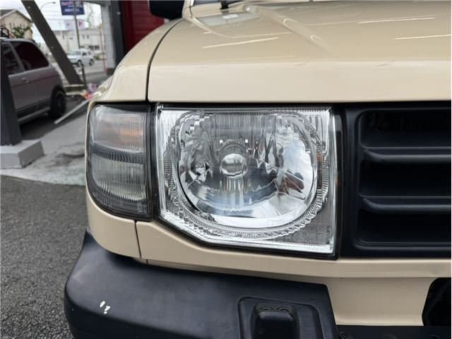 1998 Mitsubishi Pajero JDM car for sale — photo 12 of 25
