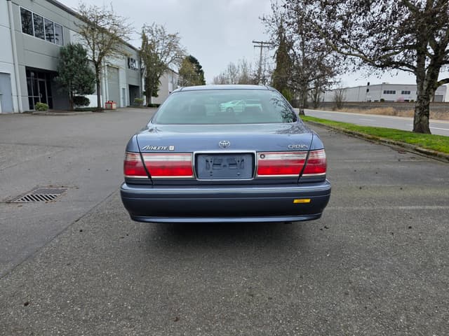 1999 Toyota Crown JDM car for sale — photo 6 of 13