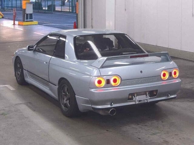 1991 Nissan Skyline JDM car for sale — photo 2 of 5