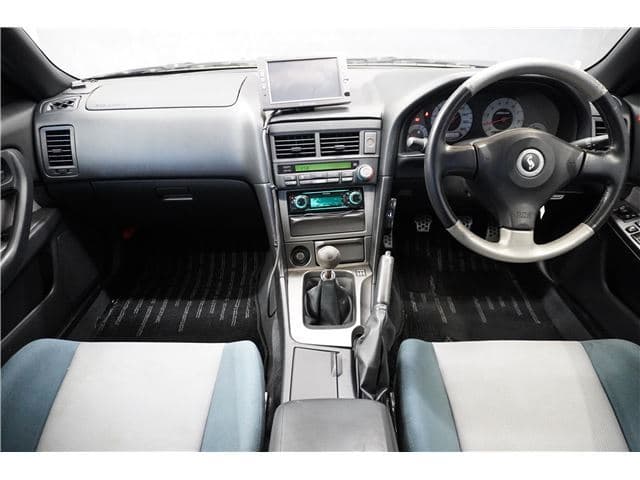 2001 Nissan Skyline JDM car for sale — photo 12 of 25