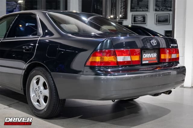 1999 Toyota Windom JDM car for sale — photo 21 of 23