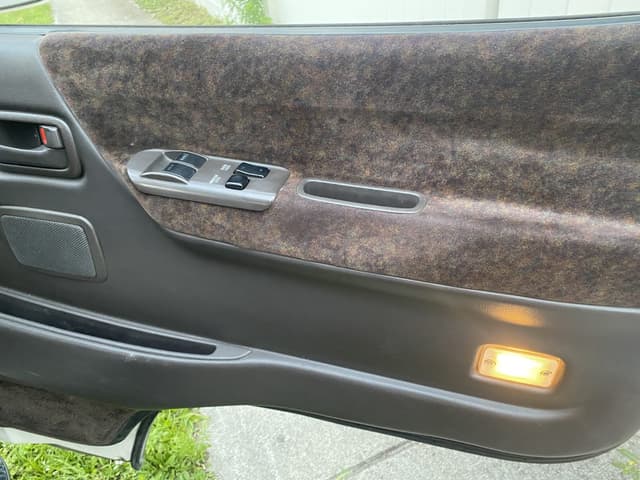 1994 Toyota HiAce JDM car for sale — photo 10 of 19