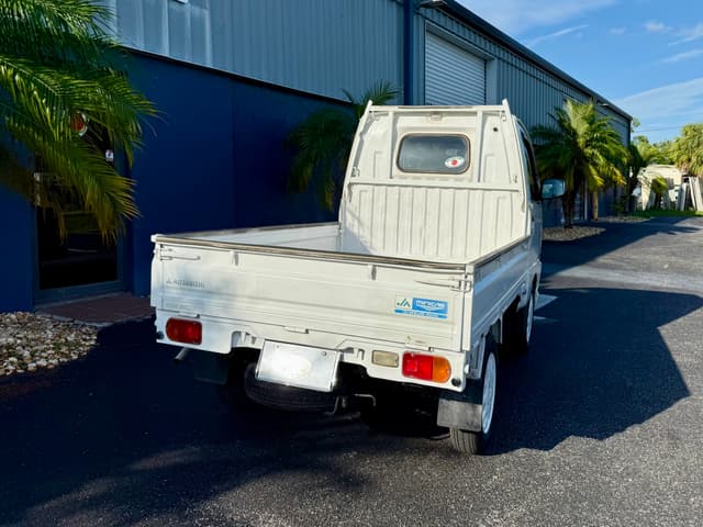 1994 Mitsubishi Minicab JDM car for sale — photo 7 of 17