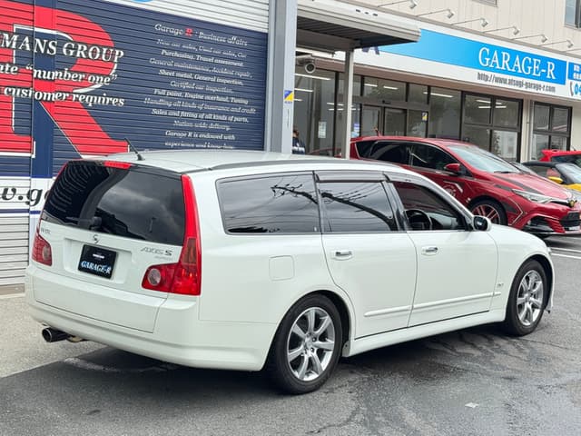2005 Nissan Stagea JDM car for sale — photo 14 of 25