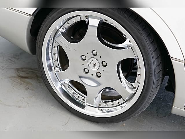 1997 Toyota Celsior JDM car for sale — photo 24 of 25