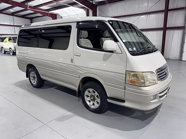 1999 Toyota HiAce JDM car for sale — photo 8 of 25