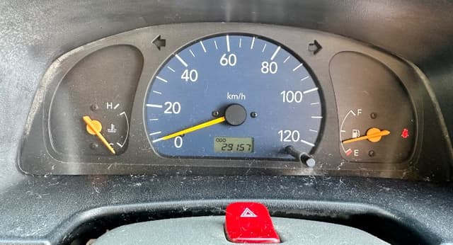 1999 Suzuki Carry JDM car for sale — photo 10 of 18