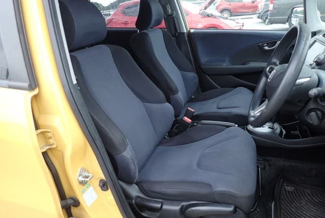 2010 Honda Fit JDM car for sale — photo 25 of 25