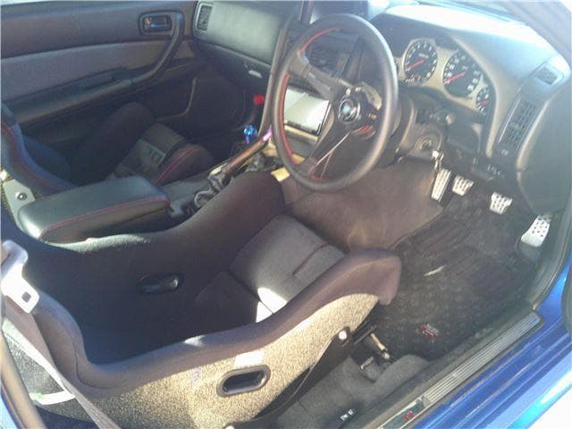 2000 Nissan Skyline JDM car for sale — photo 14 of 19