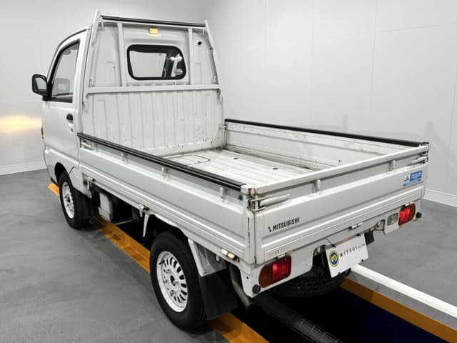 1995 Mitsubishi Minicab JDM car for sale — photo 3 of 10