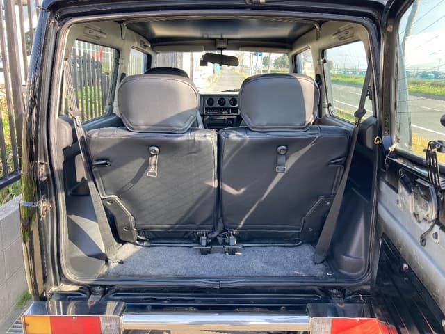 1996 Suzuki Jimny JDM car for sale — photo 21 of 25