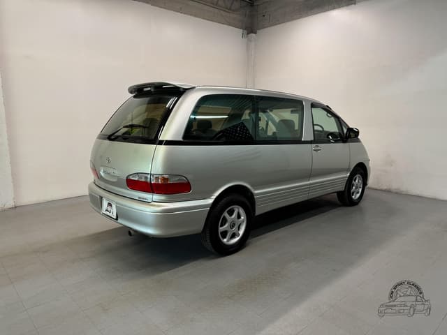 1999 Toyota Estima JDM car for sale — photo 13 of 25