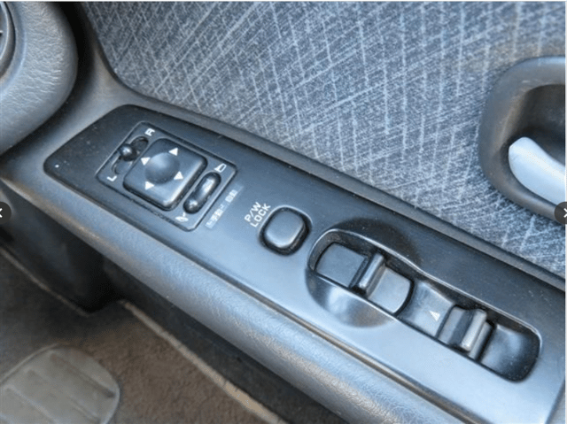 1992 Nissan Skyline JDM car for sale — photo 16 of 25