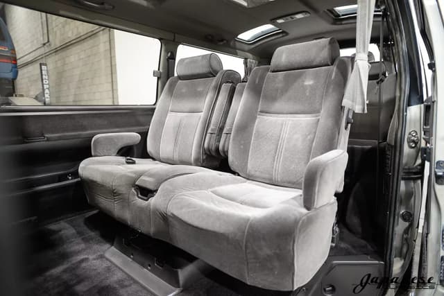 1995 Toyota HiAce JDM car for sale — photo 19 of 25