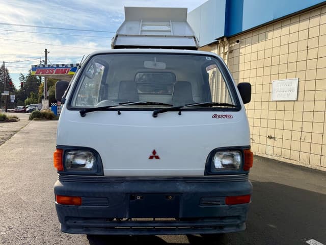 1995 Mitsubishi Minicab JDM car for sale — photo 5 of 25
