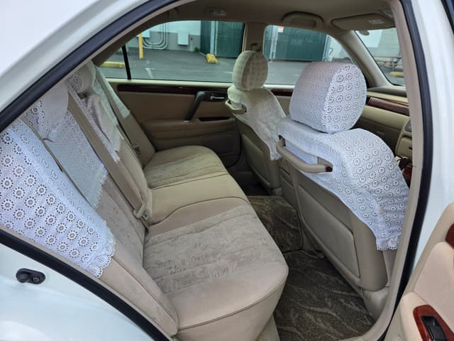 1999 Toyota Crown JDM car for sale — photo 12 of 13