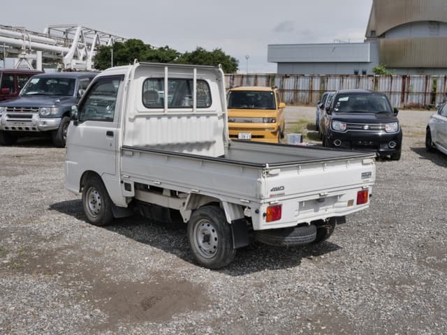 2002 Daihatsu Hijet JDM car for sale — photo 7 of 25