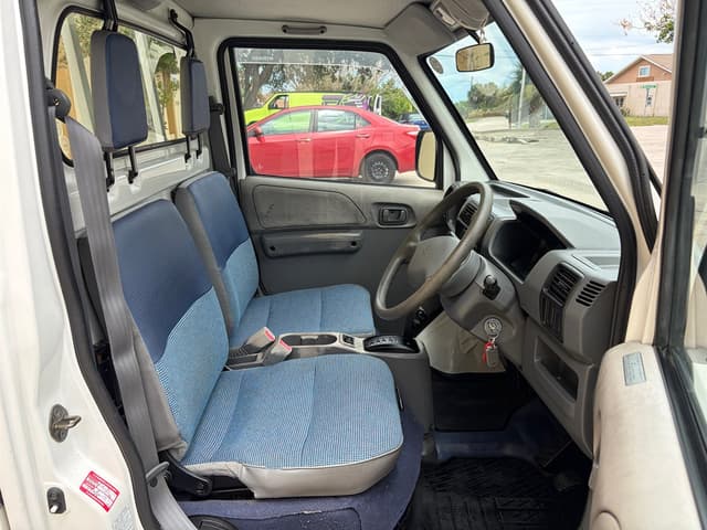 1999 Mitsubishi Minicab JDM car for sale — photo 13 of 18