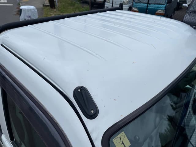 1999 Daihatsu Hijet JDM car for sale — photo 13 of 25