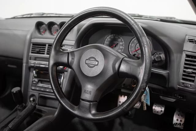 1998 Nissan Skyline JDM car for sale — photo 13 of 25