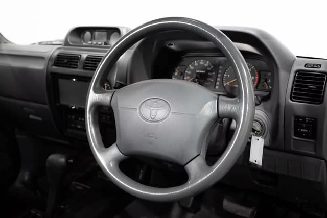 1997 Toyota Land Cruiser JDM car for sale — photo 12 of 25