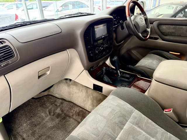 1998 Toyota Land Cruiser JDM car for sale — photo 5 of 5